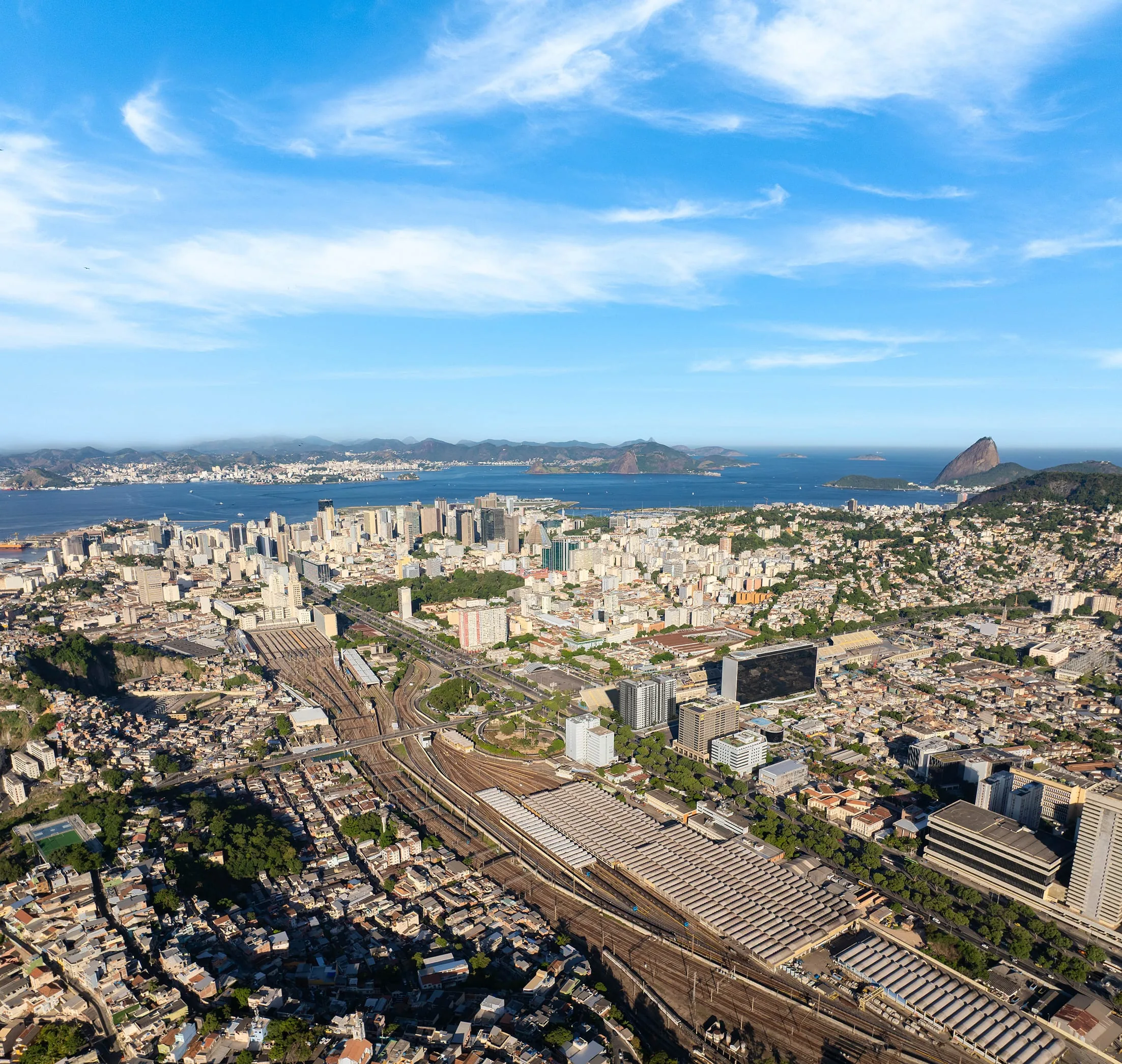 Fotomontagem aérea do Saudosa Praça Onze na Praça Onze